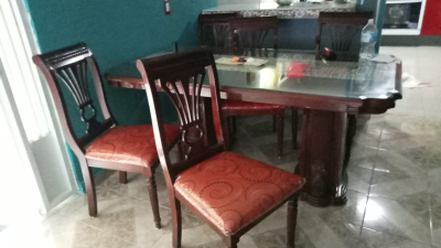 Comedor, Vitrina y 6 Sillas