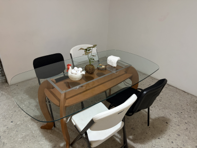 Comedor de seis sillas