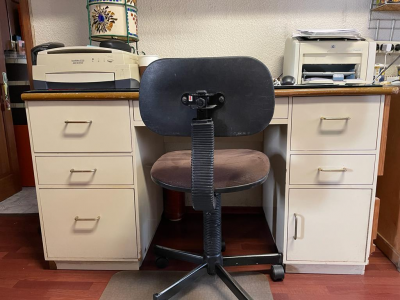 MUEBLES PARA CONSULTORIO DENTAL, MÉDICO O TIENDA