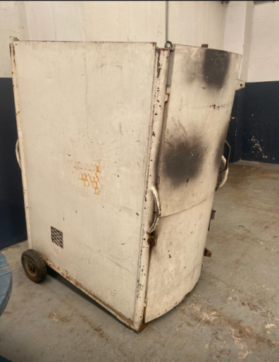 HORNO PARA PINTAR PIEZAS METALICAS