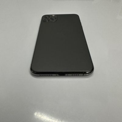 iPhone 11 Pro Max 64gb gris. Libre 