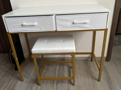 Tocador Vanity con un banco y dos cajones 