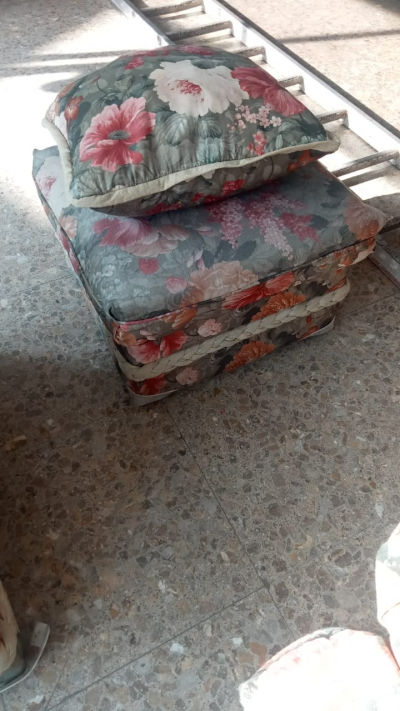 SALA COMPLETA FLOREADA