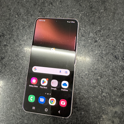 Samsung s22 rosa. 128gb. 8gb de ram. Libre