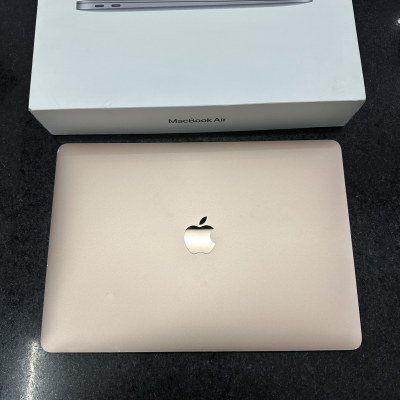 MacBook Air 2020. 256gb. 8gb