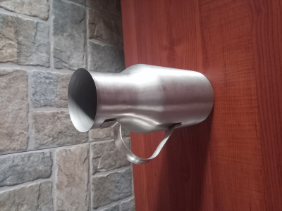 Orinal vertical para varones.