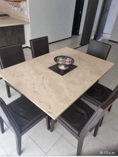 Comedor 6 sillas (piel), mesa rectangular cubierta de mármol 