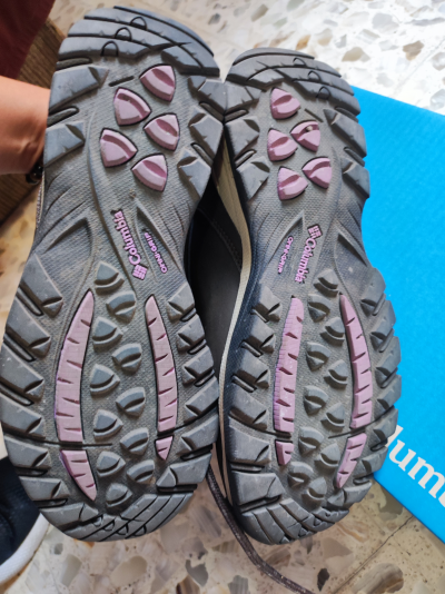 BOTAS DAMA SENDERISMO MARCA COLUMBIA (seminuevas) PRECIO A TRATAR