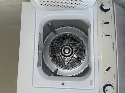 Centro de Lavado Lavadora/Secadora 