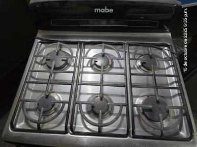 Estufa MABE Color negro