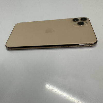 iPhone 11 Pro Max 64gb dorado. Libre 