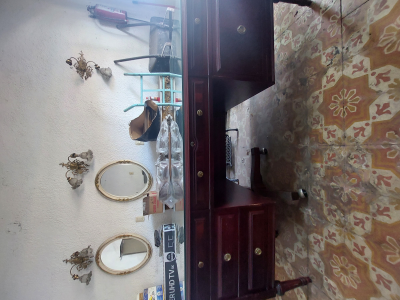 Juego de escritorio y sillas de caoba