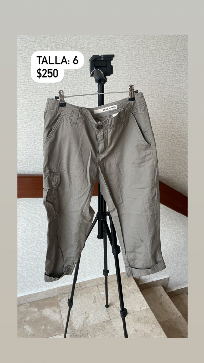 Pantalones y jeans de mujer talla chica y mediana 