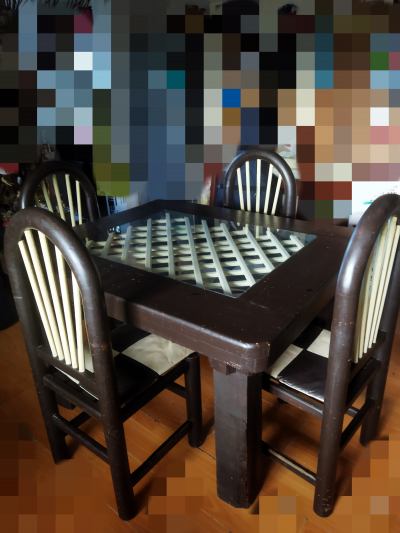 Comedor de 4 sillas