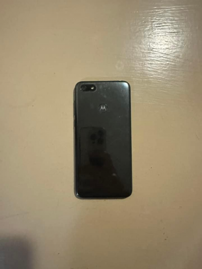 Motorola E6 Play