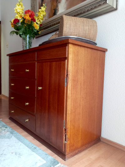 Cómoda/cajonera de caoba