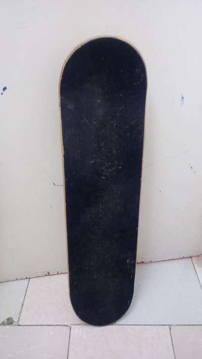 Patineta Skate Completa - Diseño Waken / Anarchy 