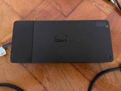 Modular Dock con 2 puertos Thunderbolt 4 y admite hasta 4 pantallas 4K 