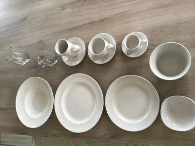 Espectacular equipamiento para casa completa de 12 personas. 