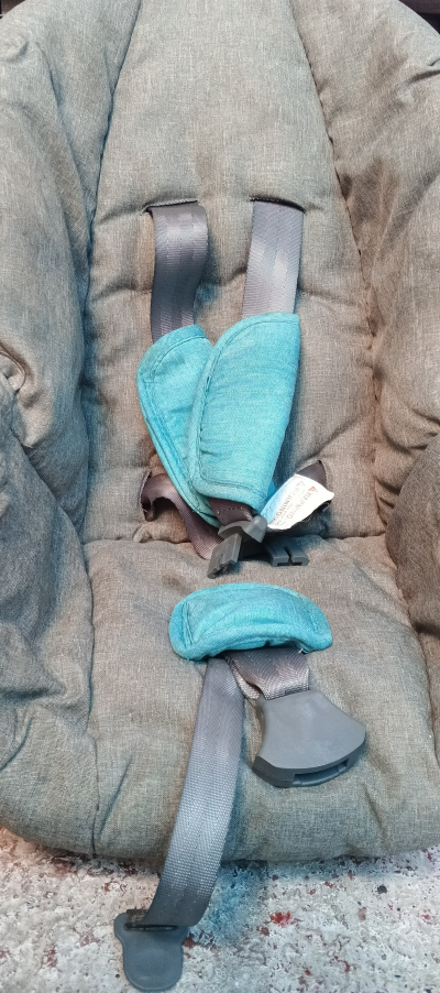 Asiendo de coche para bebe 