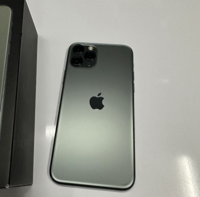iPhone 11 Pro 64gb verde. Libre