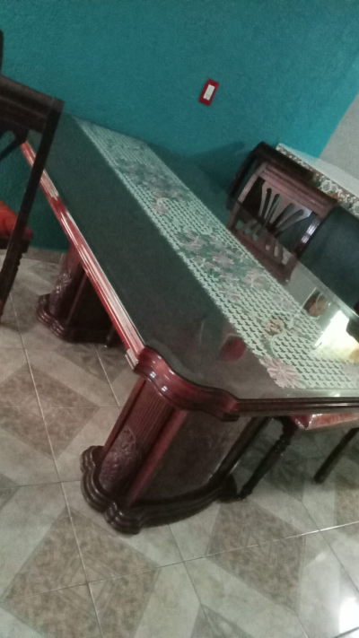 Comedor, Vitrina y 6 Sillas