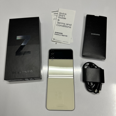 Samsung Z Flip 3 5g crema. 128gb. 8gb. Libre