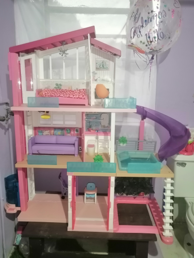 Bonita casita  de barbie