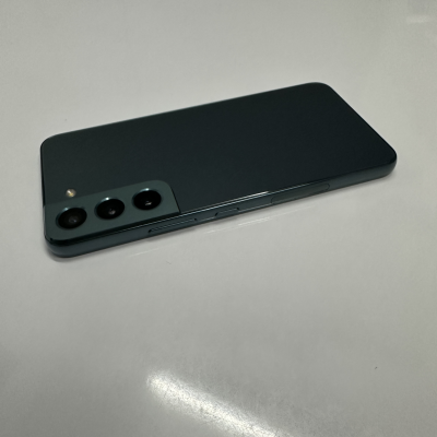 Samsung S22 Verde. 256gb. 8gb De Ram. Libre