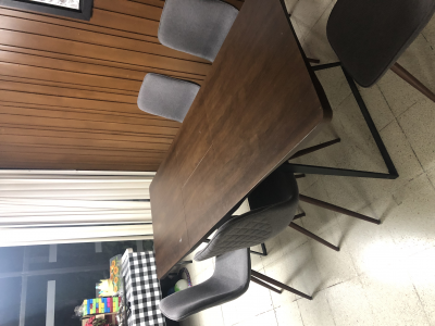 Comedor con 6 sillas