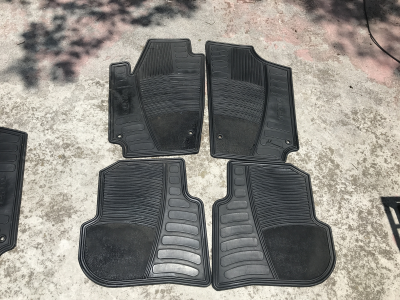 Tapetes Originales Vento Uso Rudo Usados
