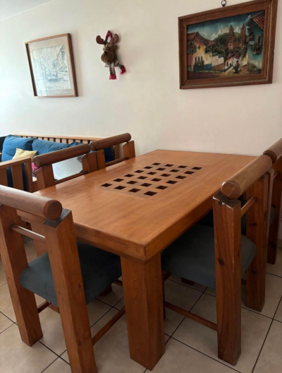 comedor de 5 sillas 
