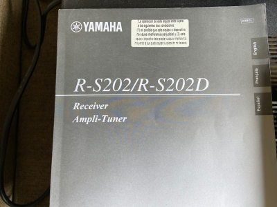 Amplificador bluetooth YAMAHA, R-S202R + 4 Bocinas 