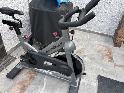 Bicicleta estática 