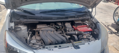 Nissan versa 2015