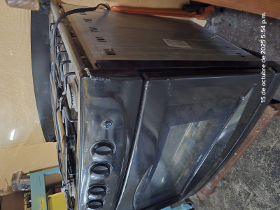 Estufa MABE Color negro enpotrable