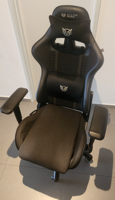 Balam Rush Silla Gamer Thunder V2 / Edition Mediana Plus Tela y Piel/Soporta hasta 150 Kgs Ajuste 4D Cojines de Memory (Negro)