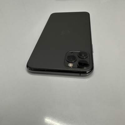 iPhone 11 Pro Max 64gb gris. Libre 