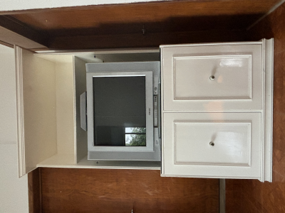 Mueble para TV con TV