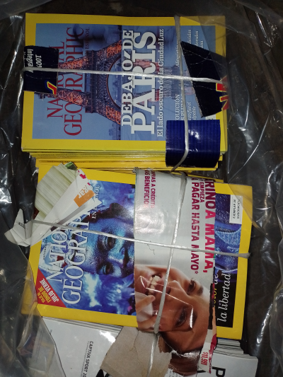 Revistas y  discos  de acetato 33