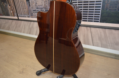 GUITARRA ELECTROACÚSTICA YAMAHA NCX 1200R