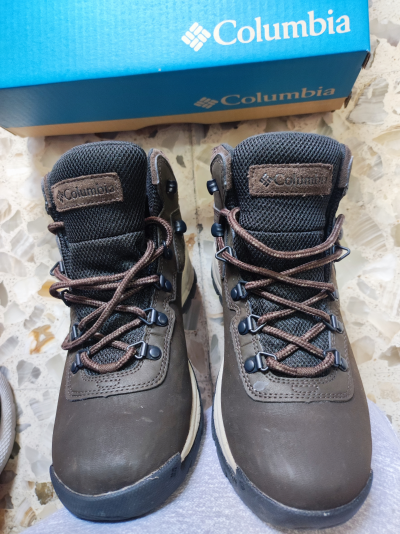 BOTAS DAMA SENDERISMO MARCA COLUMBIA (seminuevas) PRECIO A TRATAR