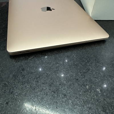 MacBook Air 2020. 256gb. 8gb