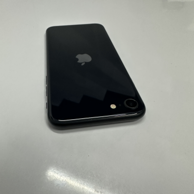 IPhone SE 3era Generación (2022) Medianoche. Libre