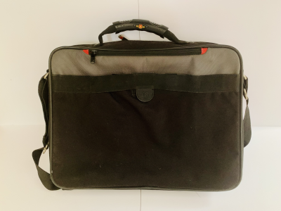 Maletín Para Laptop 15  Insight, Marca Swissgear By Wenger.