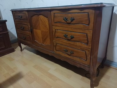 Comedor de caoba maciza para 8 personas  