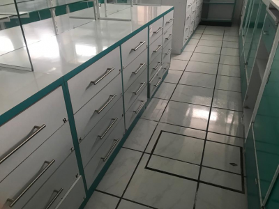 Venta de muebles para farmacia y minisuper 