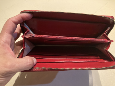 Cartera Keneth  Cole 