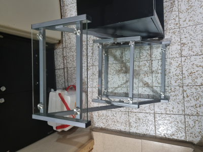 Mesa Auxiliar de Cristal 
