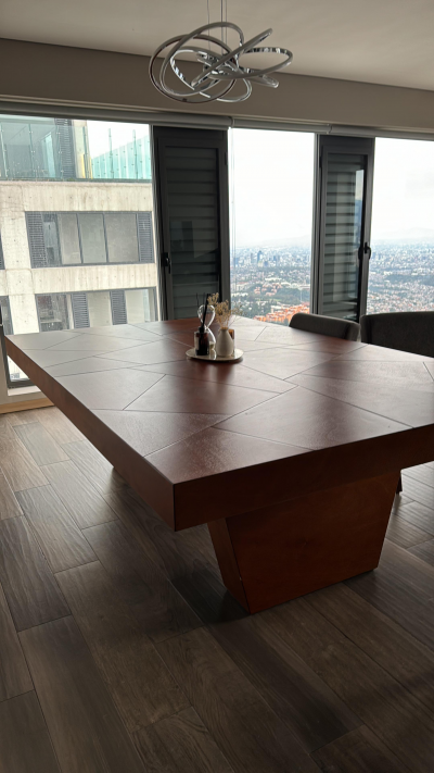 Comedor con 8 sillas